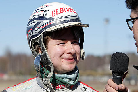 Iikka Nurmonen ajoi Next Directionin murskavoittoon Kuopio Stakesissa.