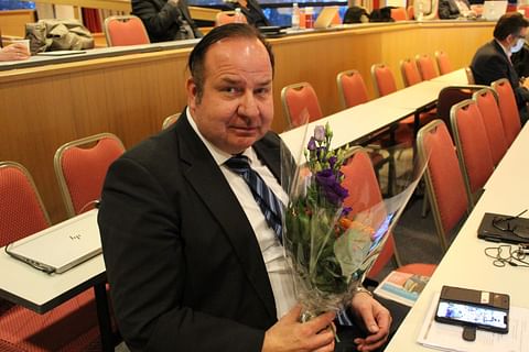 Hippoksen puheenjohtajavaali: Juha Rehula 18 – Kari Eriksson 22