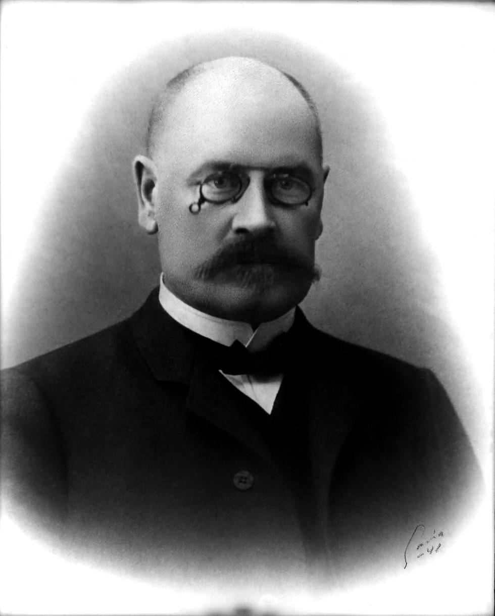 William Wallenius (1860–1939) valittiin Joensuun pormestariksi 1902. 