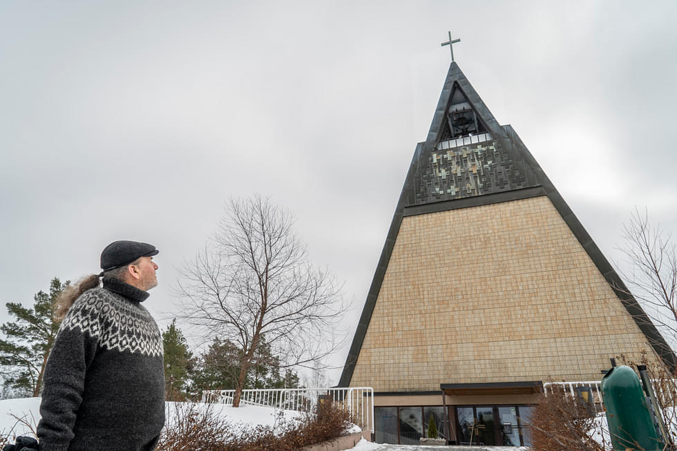 Kun Pielisensuun kirkon kellot soivat, kuulee Joke Leppänen hetken historiaansa.  