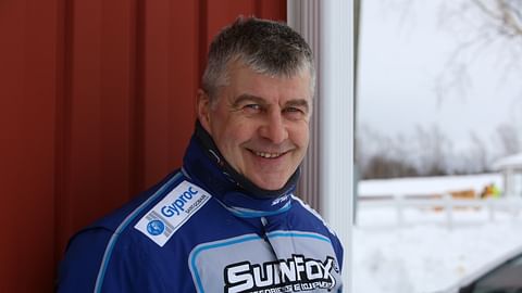 Jarmo Saarela pääsi kaartaamaan Teivossa voittajakehään Suvionnin kanssa.