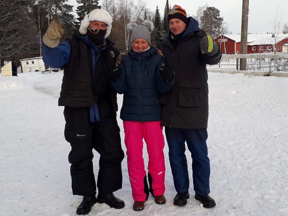 Antti, Karoliina ja Tuomas Jauhiainen.