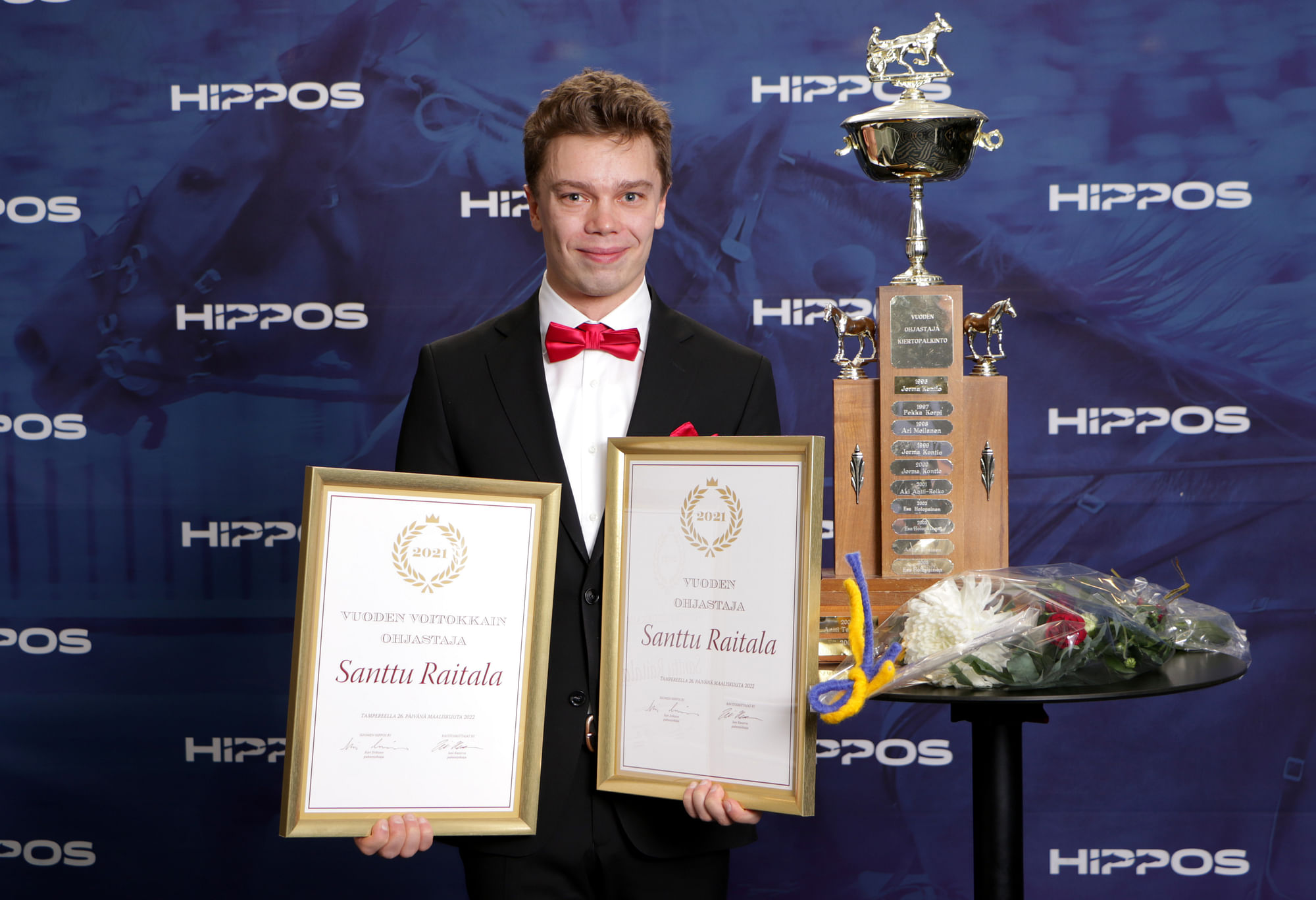 Vuosi 2021 oli Santtu Raitalan juhlaa, kuten viime keväänä järjestetyssä Ravigaalassa otettu kuva kertoo.