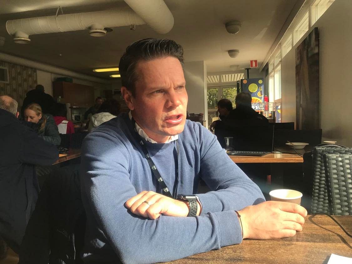 Mikko Mäentausta kertoi, että testiratsastaja antaa hevosille mahdollisuuden, mutta tarvittaessa kaivaa esille myös kotiratsastuksessa käytetyt kikat, joilla kenties yritetään maskeerata ratsastettavuuden puutteita. "Minut voisi luonnehtia valheenpaljastuskoneeksi", Mäentausta kevensi.