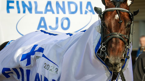 Finlandia-ajon sankarina juhlittiin viime keväänä Cokstileä. Tänä vuonna voittaja kuittaa 110 000 euron ykköspalkinnon ja kutsun Elitloppetiin.