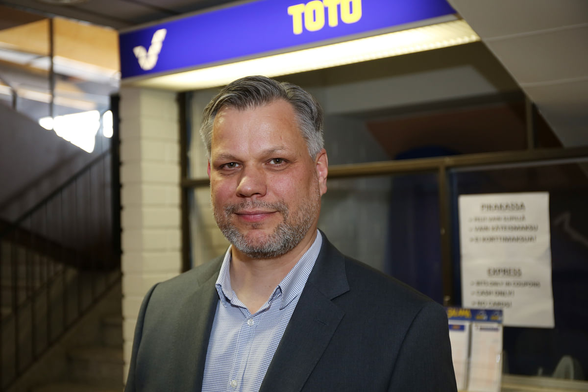 Veikkauksen Juha-Matti Mäkilä avaa vuositappiorajan poikkeuslupamenettelyn taustoja.