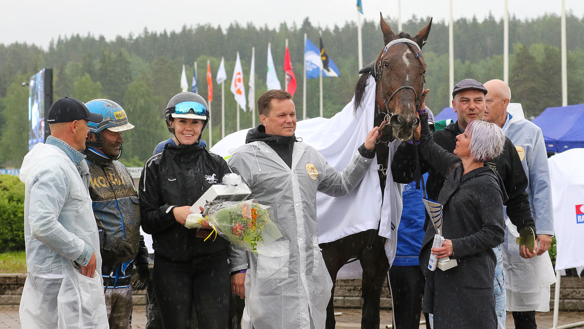 Gerris Trixiä juhlittiin viimeksi voittajana Kouvolan Kymi GP-raveissa.
