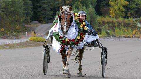 Lipassi vei puhtaasti vuoden 2022 Kriteriumin omistaja-valmentajansa Heikki Hoffrenin ajamana.