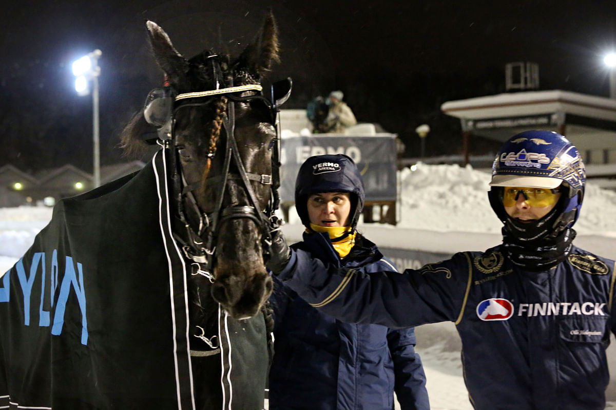 
Kati Erikssonin valmentama Callela Kickoff juhli Olli-Pekka Holopaisen kanssa viime joulukuussa Vermossa.