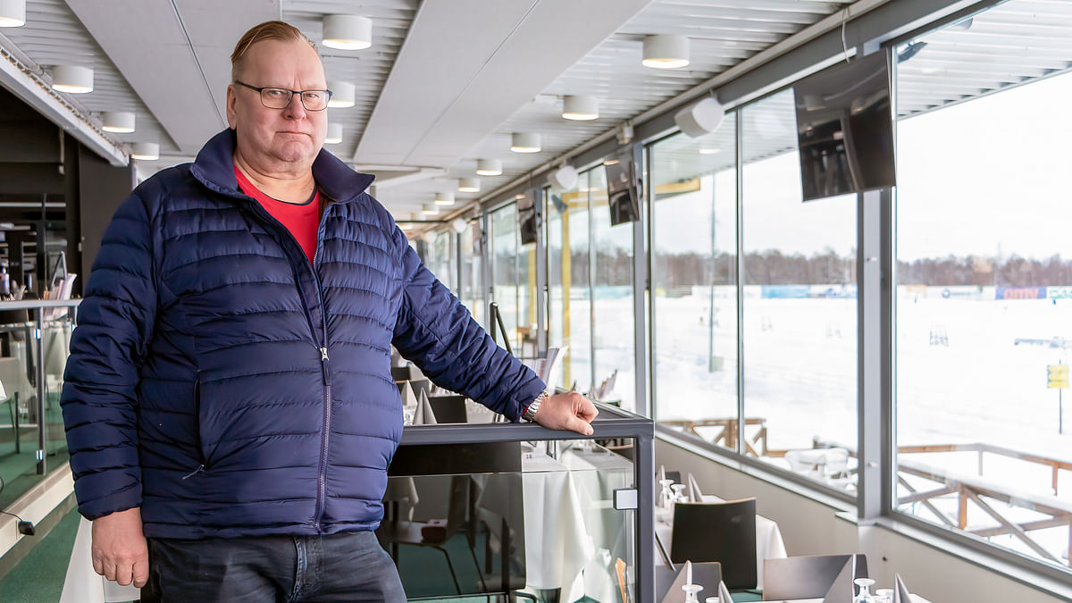Matti Viitala on toiminut reilun vuoden Pohjolan Hevosystävät ry:n varapuheenjohtajana. Hän on vakiokasvo myös Äimäraution ravintolakatsomossa.