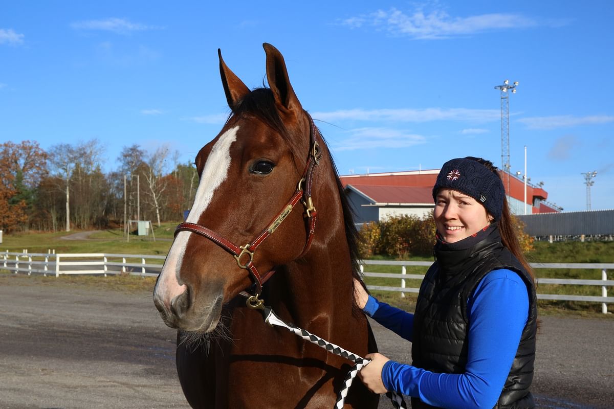 Kuka: Saana Koivunen, nykyinen yrittäjä ja Vuoden hevosenhoitaja 2022