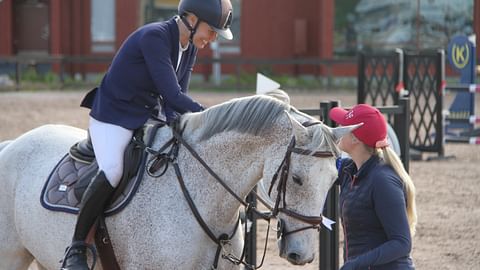 Riikka Tupamäki ja 	
Quaker du Plessis voittivat 130-luokan.