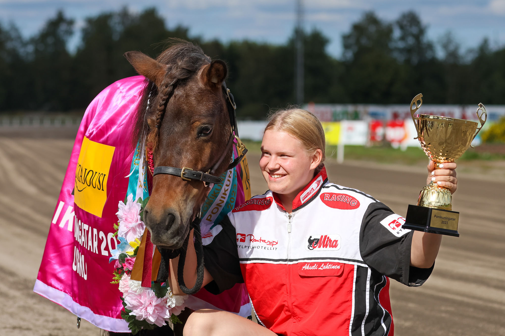 Smedens My Donna tsemppasi sunnuntainakin kuningattaruuden arvoisesti.