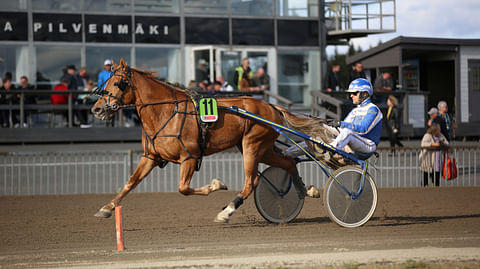 Derby-nelonen vaihtoi valmentajaa – "Meidän alkuperäinen suunnitelma"