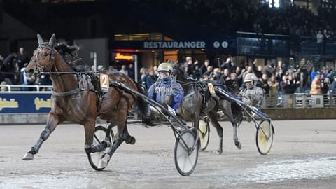 Björn Goopin ohjastama Fame And Glory ravasi maaliin muiden edellä Ruotsin Kriteriumissa.