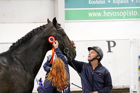 Carlow van de Helle on astutuskuningas vuosimallia 2023. 