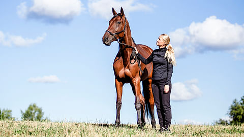 Anna Torvinen ja Edwin Ordenin täti Beat Of Love.