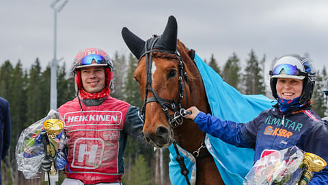 Profiili sai Santtu Raitalan ja Jutta Ihalaisen hymyilemään Suomen Cupin urhean kirin myötä.