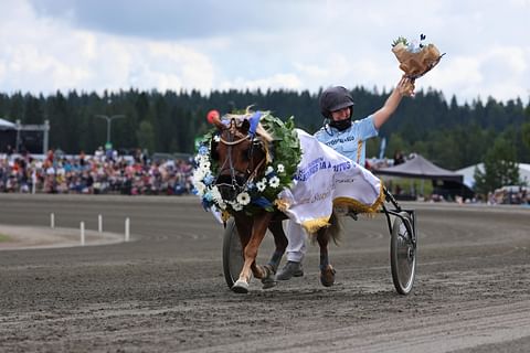 Pikku Humanteri nappasi kauden neljännen täysosuman oikeaan paikkaan.