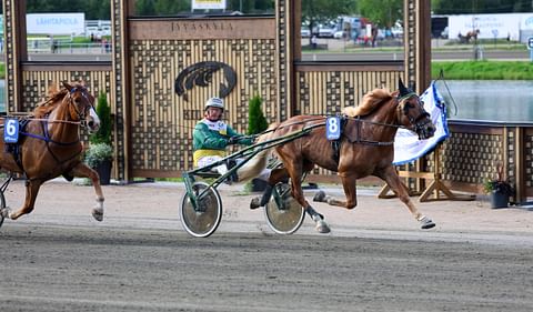 Metsärinteen Pommi voitti ensimmäisen Derby-karsinnan.