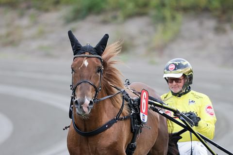 Weikko rattaillaan Öystein Tjomsland.