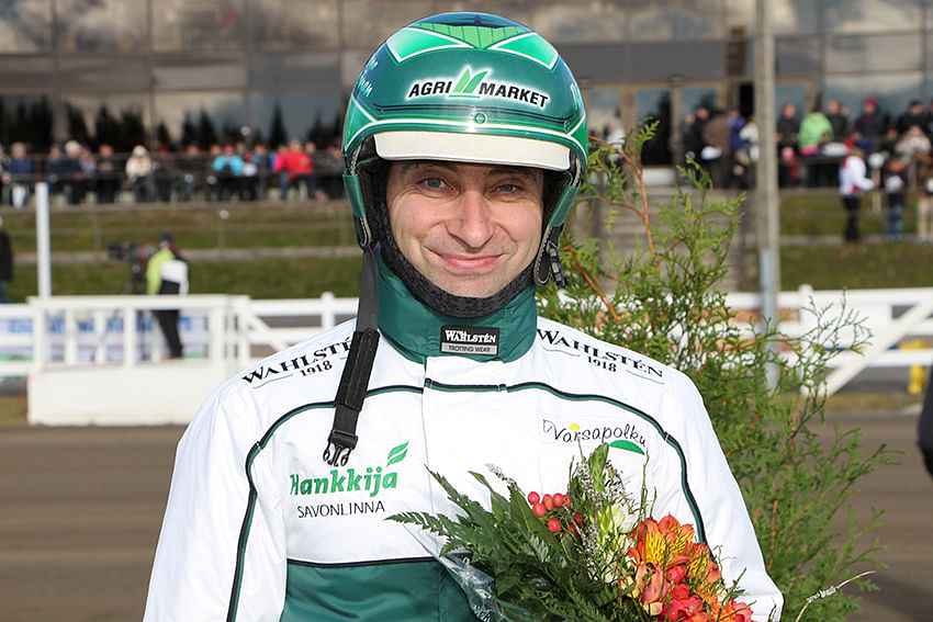 Janne Räisänen on aloittanut mestaruuden puolustamisen onnistuneesti.