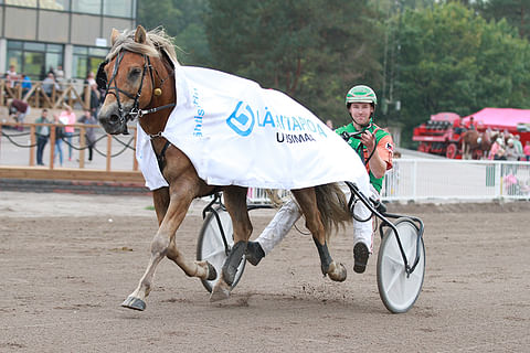 Polara vei Antti Tupamäen voittajaseremonioihin jo yhdeksännen kerran tällä kaudella.