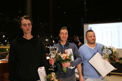 Toton SM-mitalistit ratkaistiin lauantaina. Kuvan voittajakolmikko vasemmalta Arttu Iisakka, Jarkko Viitala ja Toni Alenius.