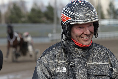 Peter Lindroos ajoi myös Arrowsrainin edellisen voiton viime vuonna Loviisassa.