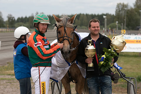 Antti Tupamäki ja Janne Tiainen pääsivät jälleen juhlimaan voittoa Ruunaruhtinas-kilpailussa.