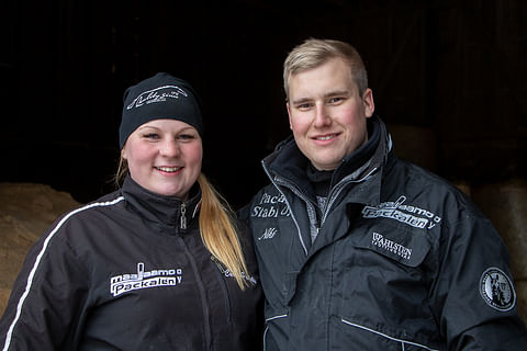 Christa Packalén ja Niki Finnström pyörittävät valmennustallia jatkossa kahdestaan.