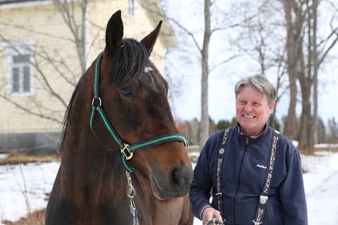 E-P Mäkinen myi 65-menestyjänsä – ”Annetaan uusi mahdollisuus”