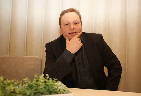Suomenhevoskasvattajien eturiviin noussut Harri Voutilainen kuuluu myös Suomen Hippoksen hallitukseen.