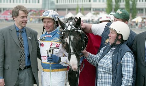 Etain Royal voitti Harper Hanoverin Solvallassa vuonna 2000 Jorma Kontion ohjastamana. Arkistokuva.
