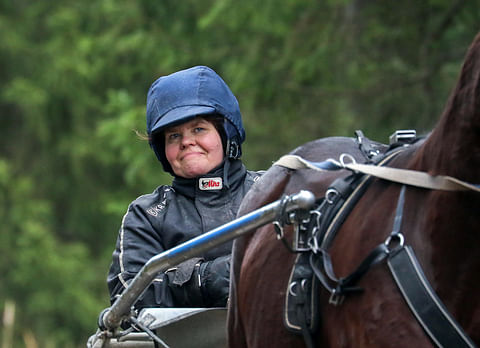 Nina Pettersson-Perklen tuo Vermon keskiviikkoon Southwind Hydron, joka jahtaa toista peräkkäistä voittoaan. Kuva: Anu Leppänen