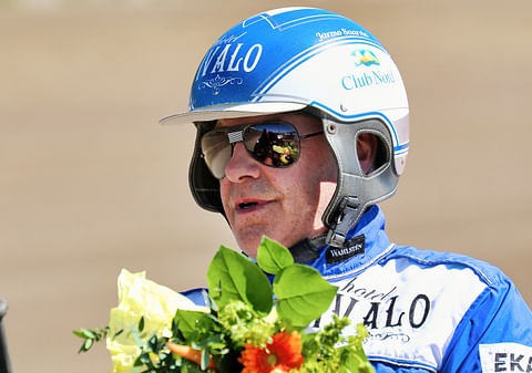 Jarmo Saarela ajoi Leonore Crownin voittoon.