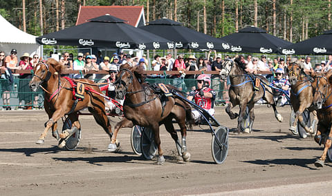 Välkyn Tuisku ja Kimmo Taipale voittivat Powerparkin Juhannusmailin tuloksella 20,4a. Kuva Anu Leppänen