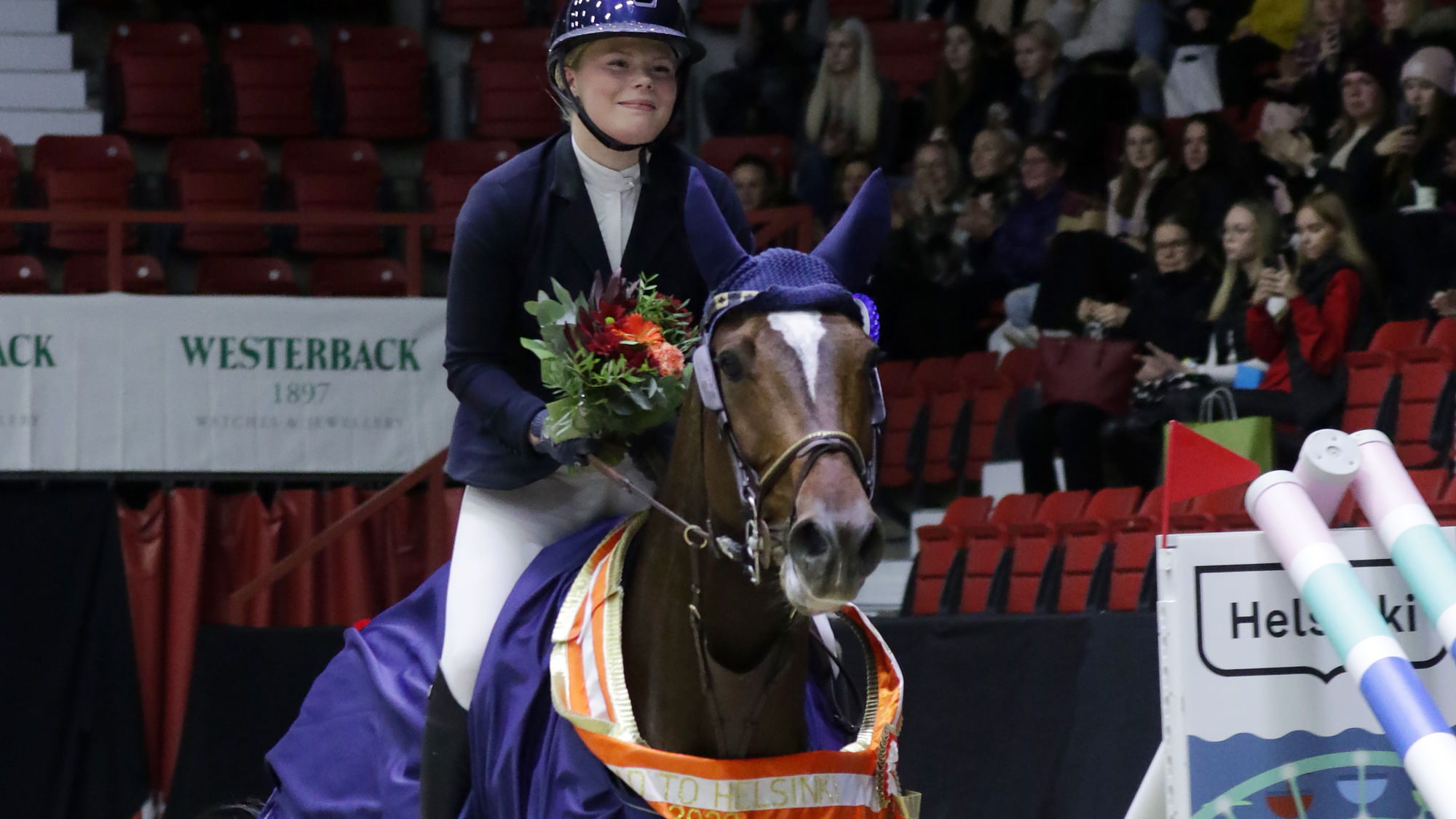 Mila Saukko Ratsasti Pohjola Silver -finaalin Ykköseksi – "Otin Riskin"