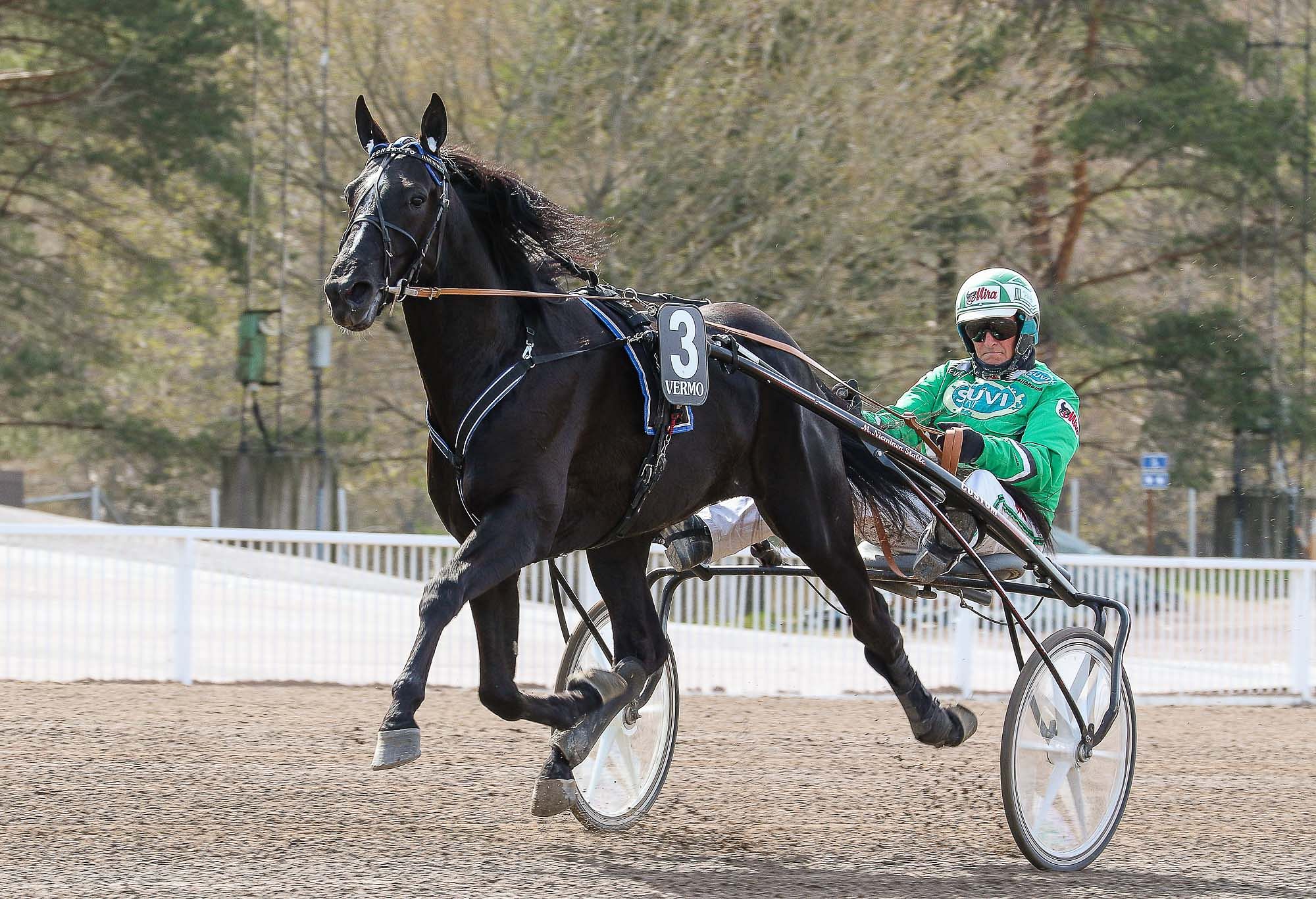 UET Grand Prix -karsinnat: Calgary Games Vs. Consalvo, Sahara Jaeburn ...