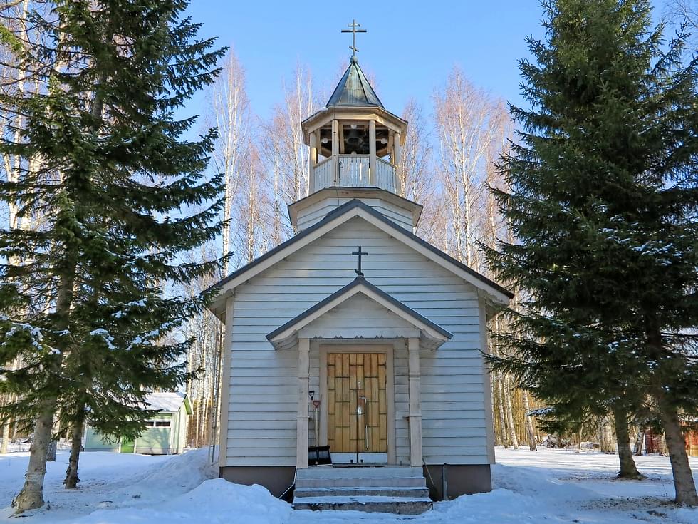 Joensuun ortodoksisella seurakunnalla on Lieksan Viekijärvellä tsasouna.