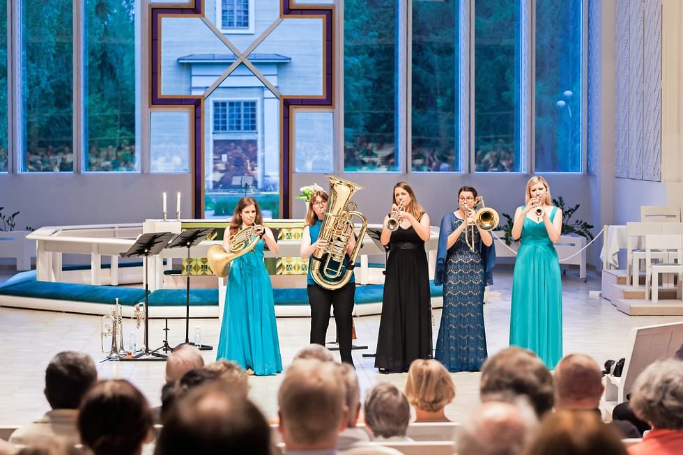 Seraph Brass esiintyy kaikille ilmaisessa Vaskiviikon päätöskonsertissa Lieksan kirkossa.