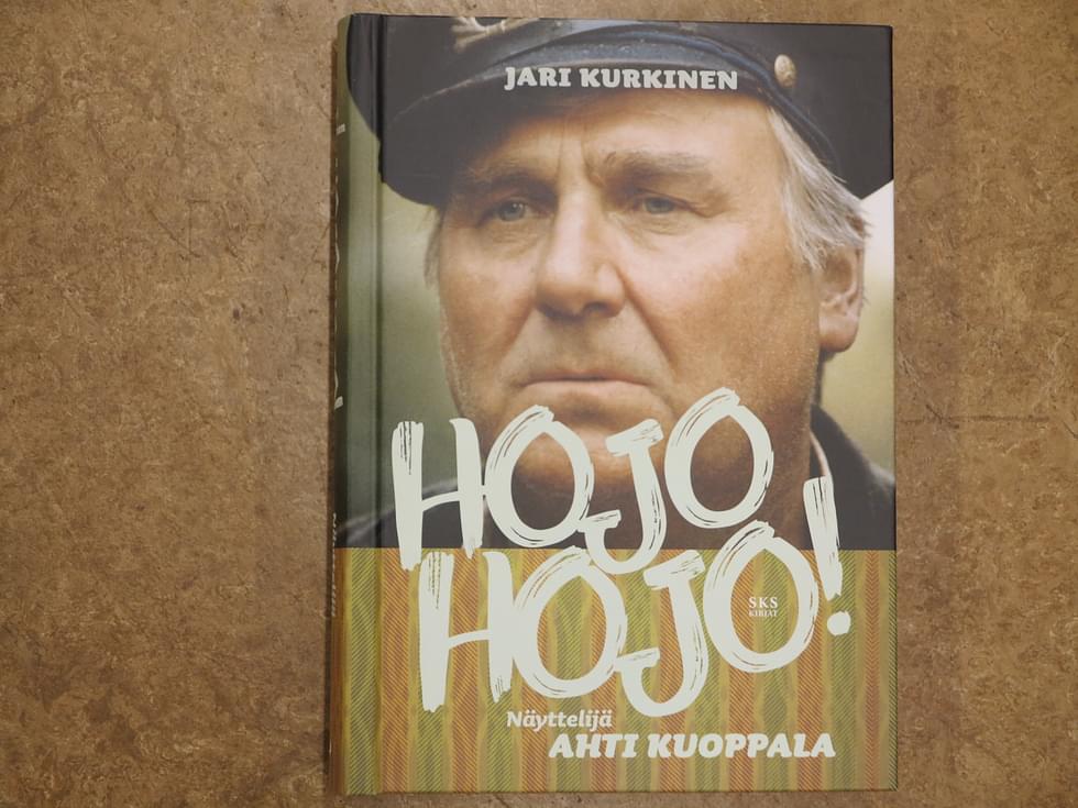 Ahti Kuoppalasta kirjan kirjoittanut Jari Kurkinen on tamperelainen tietokirjailija, joka on kirjoittanut yrityshistorioita ja elämäkertoja jo lähes 30 vuoden ajan. 
