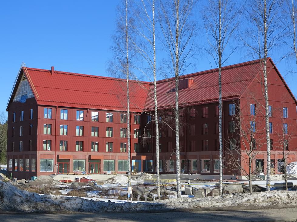 Pohjois-Karjalan Osuuskaupan Break Sokos Hotel Koli Kylä valmistuu juhannukseksi.