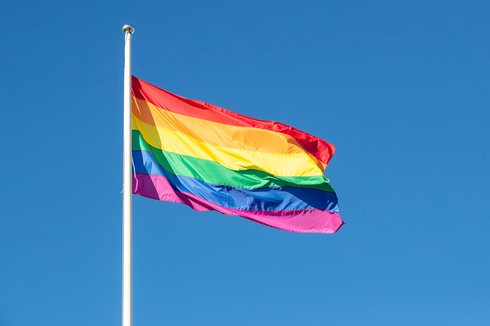 Lieksan kaupungin kiinteistöjen lipputangoissa ei liputeta Pride-lipulla, ainoastaan siniristilipulla. Kaupunki ei kiellä eikä estä Pride-liputusta muissa lipputangoissa.