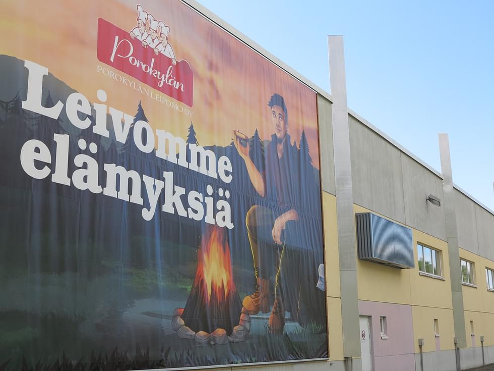 Porokylän Leipomon uusi leipomoyksikkö sijaitsee Kerantie 7:ssä.