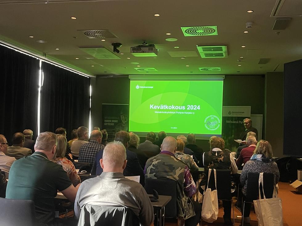 Metsänhoitoyhdistys Pohjois-Karjalan valtuusto piti historiallisen viimeisen virallisen kokouksensa nykykokoonpanolla Joensuussa.