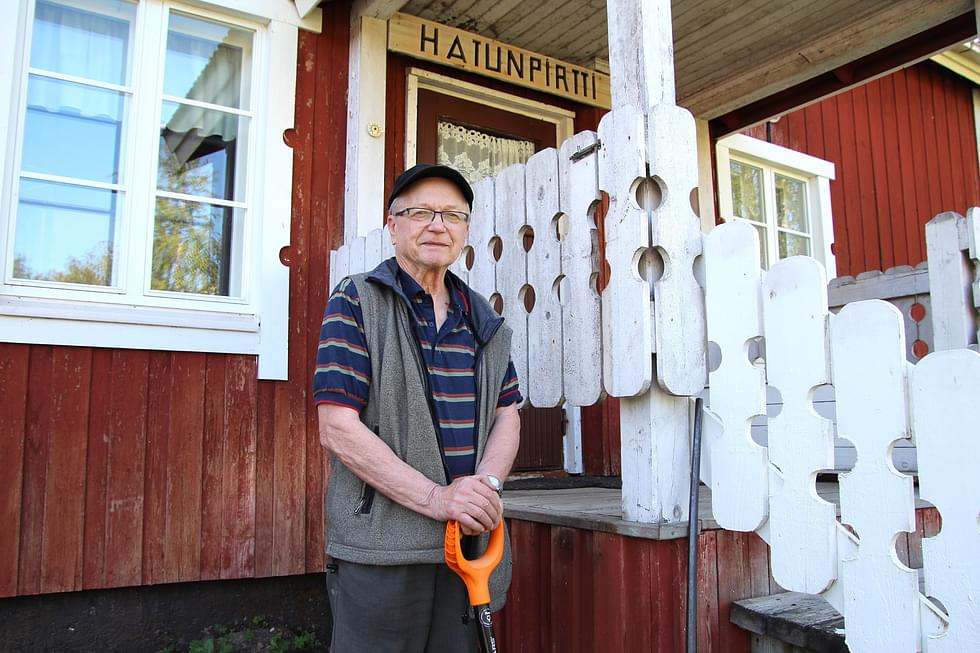 Veli Kokkonen on toiminut Hattuvaaran kyläyhdistyksen puheenjohtajana jo kymmenen vuoden ajan.