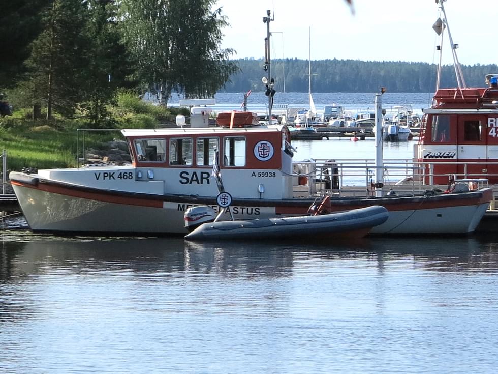 Pielisen Järvipelastajien pelastusalusten kotisatama on Kaupunginniemessä.