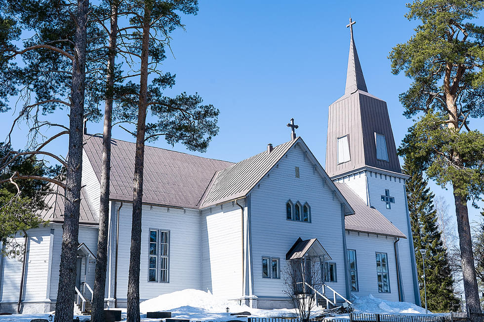 Outokummun ja Polvijärven seurakunnan pääkirkoksi tulee Polvijärven kirkko. 