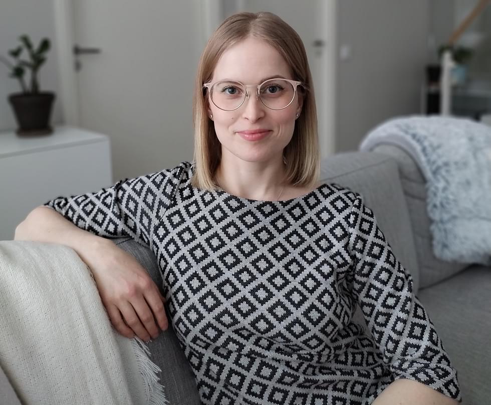 Jenna Ahonen on Outokummun uusi hallinto- ja talousjohtaja.